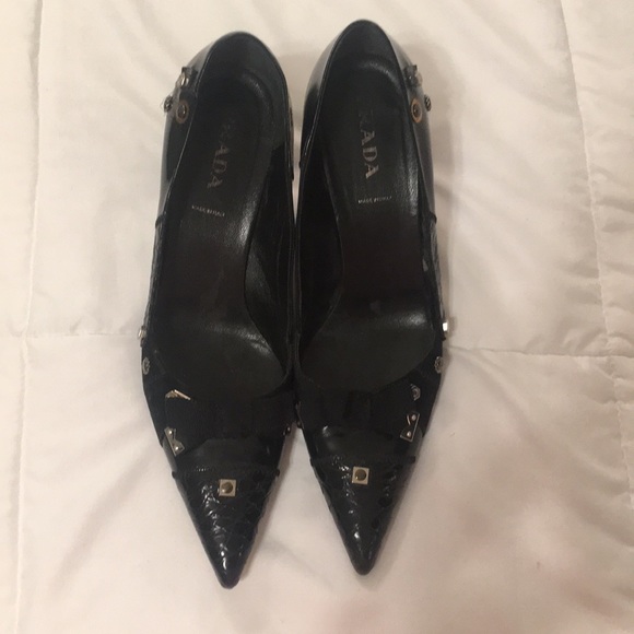 Prada Shoes - Prada Pointed Kitten Heels